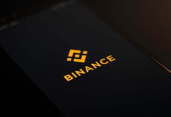 Binance is investing $100 million in Circle.